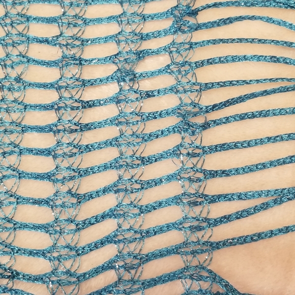 Scarf / wrap - Picture 3 of 3